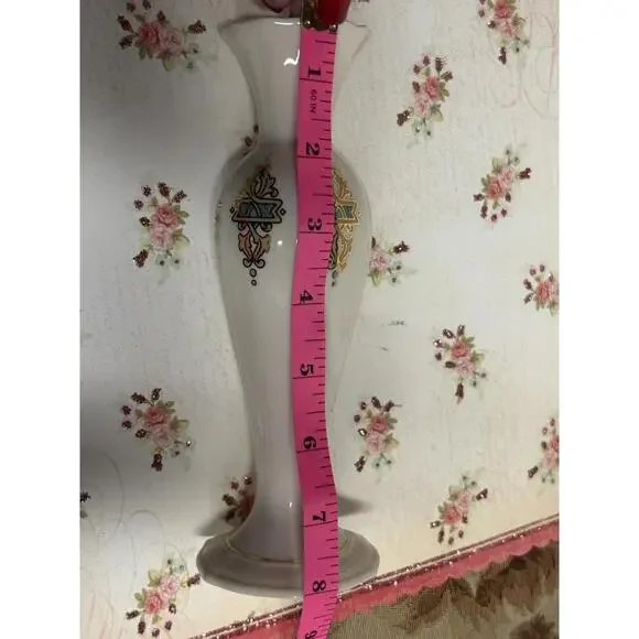 Lenox Catalan Ivory Gold Trim Porcelain Bud Vase - Picture 4 of 5